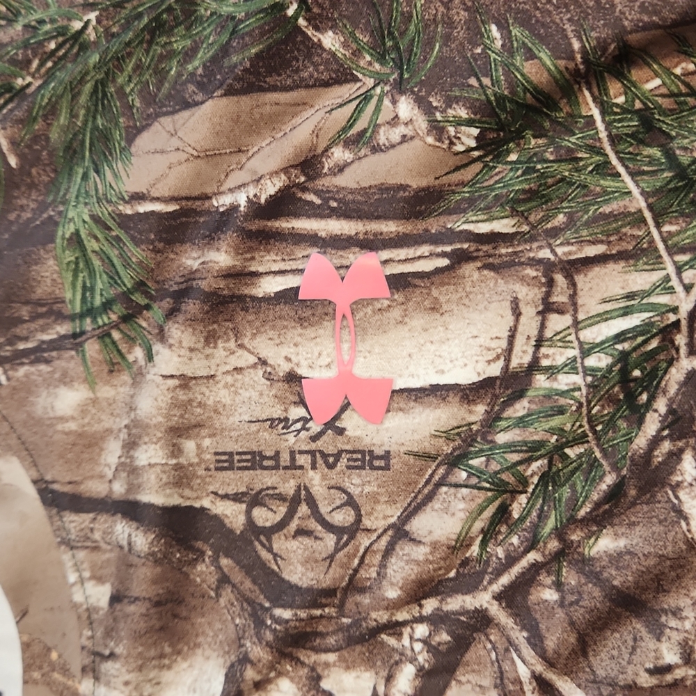 Women's Under Armour camo tee - Picture 3 of 4